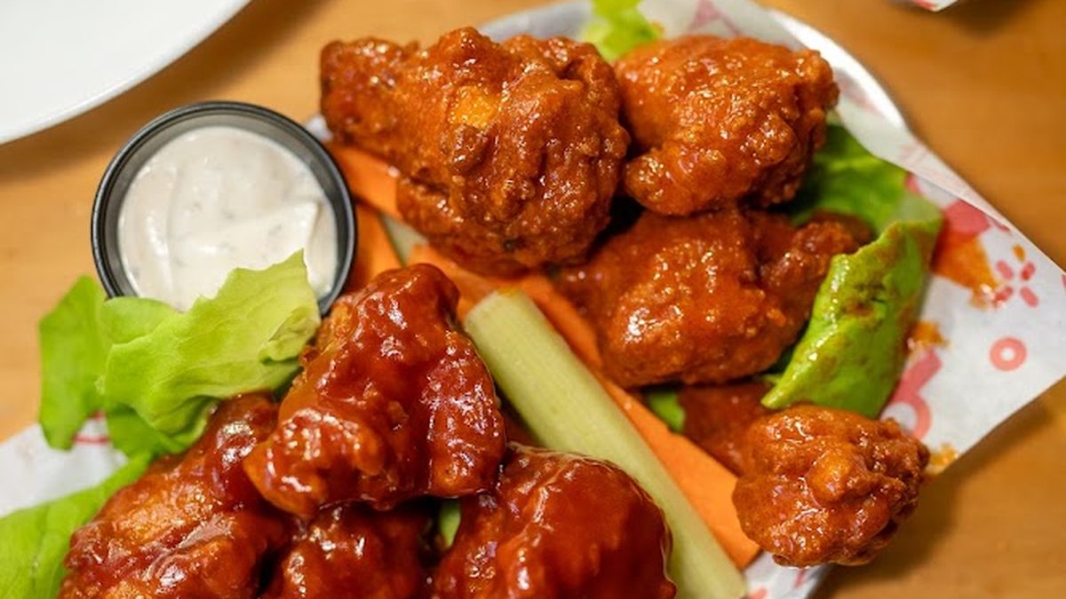 Upper-Cut buffalo wings at Skybox Taphouse — the perfect baseball bar food